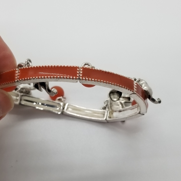 silver orange stretch bracelet with elephants - Picture 4 of 5